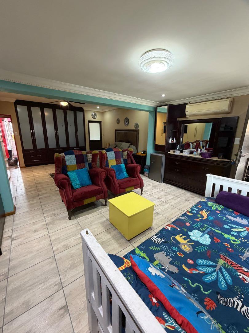 5 Bedroom Property for Sale in Elim Western Cape
